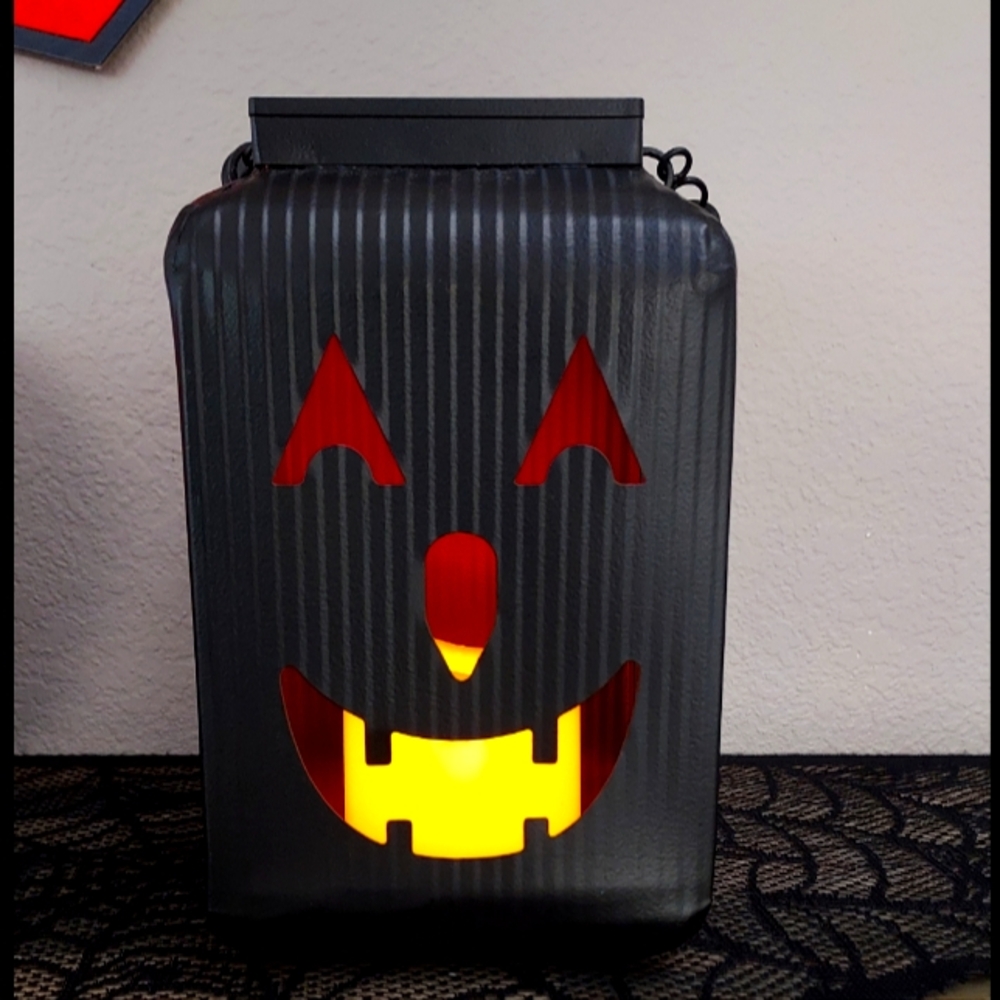 Black Metal Jack-O'-Lantern Lantern